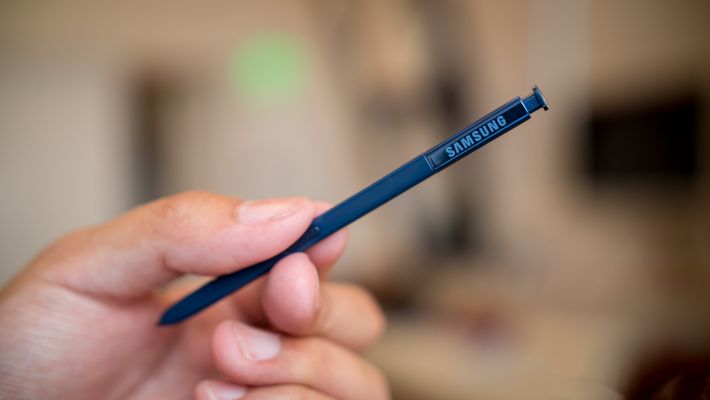 برخی از قاب‌ها و لوازم جانبی مغناطیسی می‌توانند قلم S Pen را غیرقابل استفاده کنند
